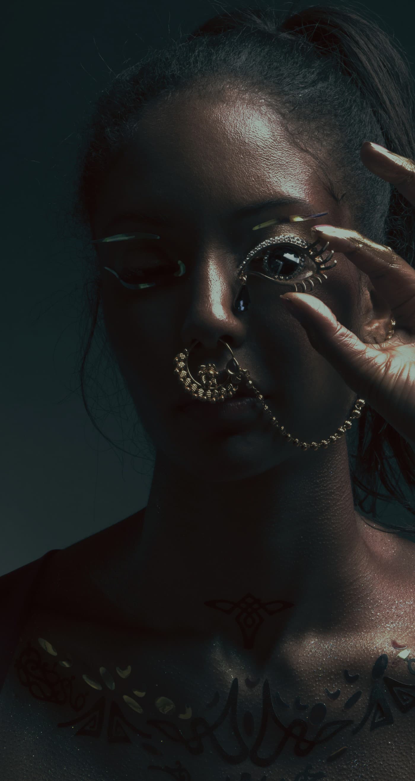 Moody portrait with gold tones